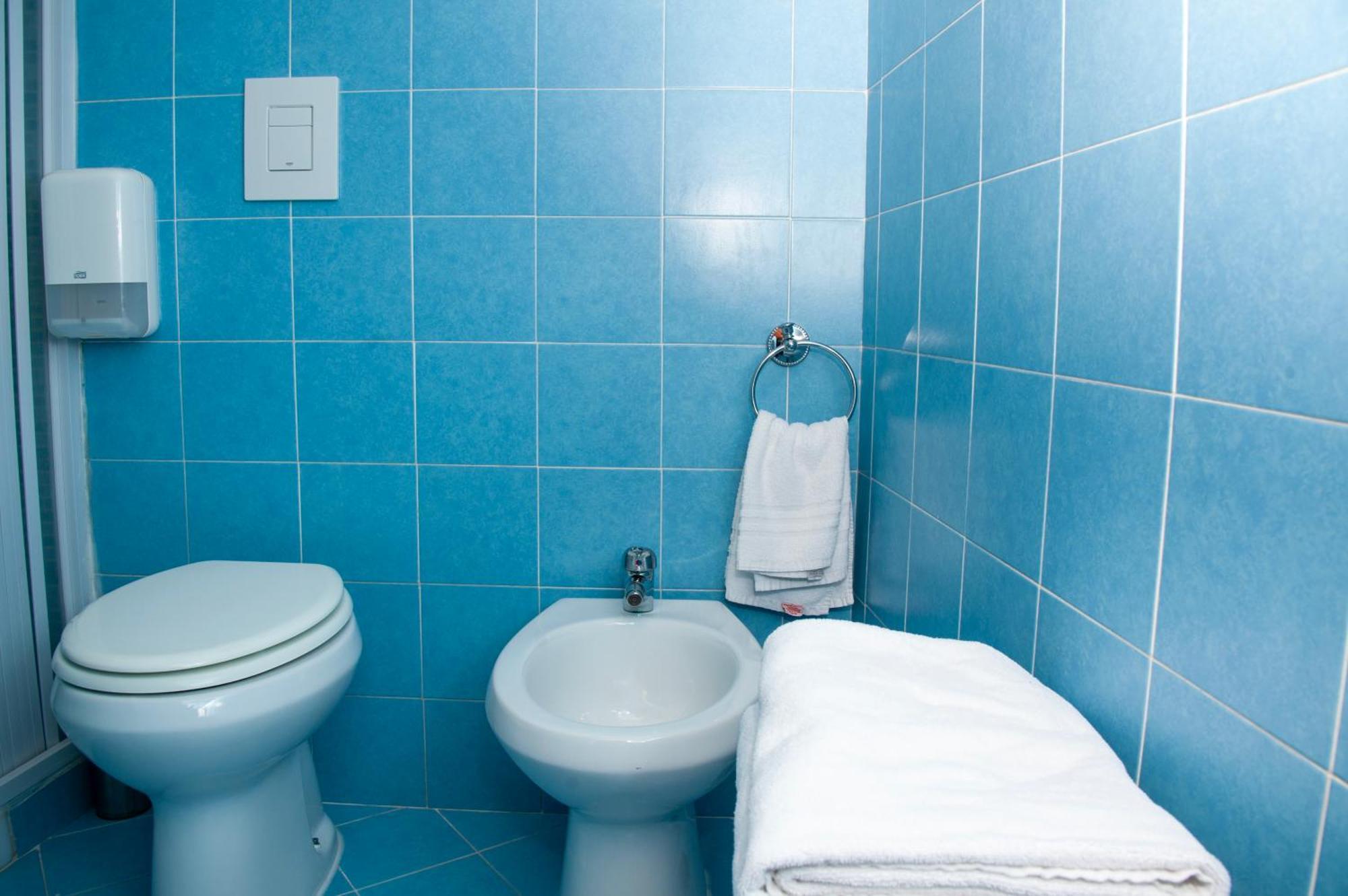 Palazzo Carafa Della Spina Room And Apartment Napoli Ngoại thất bức ảnh