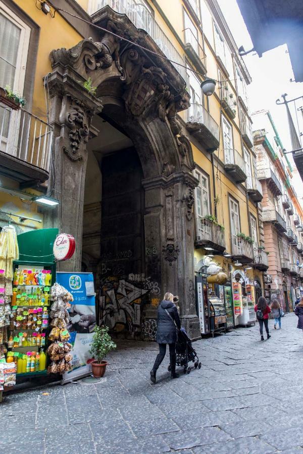 Palazzo Carafa Della Spina Room And Apartment Napoli Ngoại thất bức ảnh