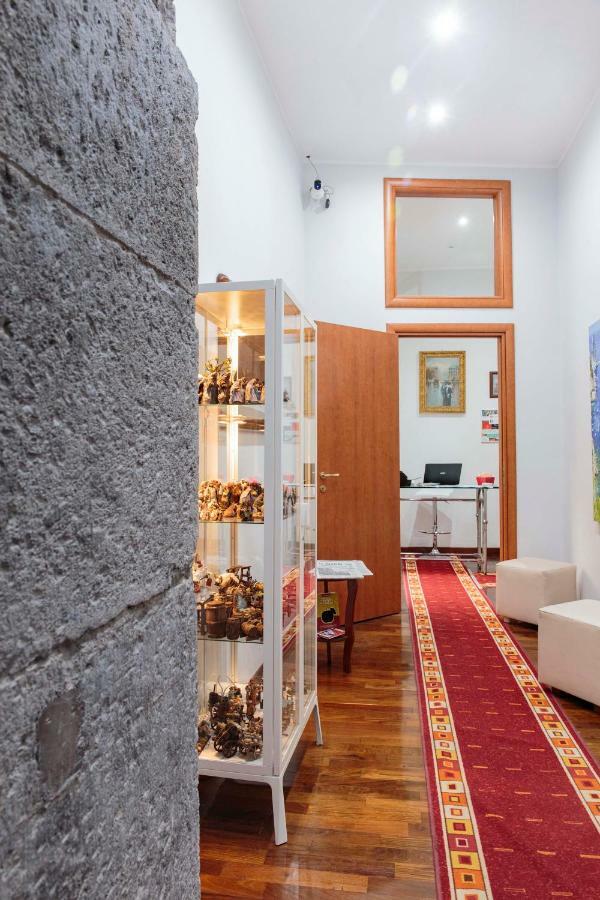 Palazzo Carafa Della Spina Room And Apartment Napoli Ngoại thất bức ảnh